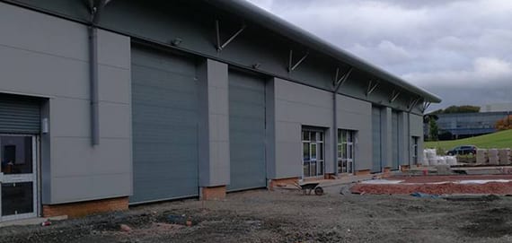 High-speed fast action doors